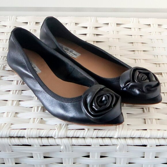 Saks Fifth Avenue Black Leather Rose Ballet Flats Slip-on Office Party Shoes 7.5 - Picture 10 of 16